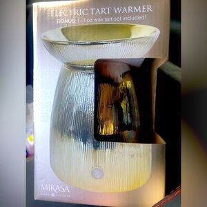 Mikasa Gold Electric Tart Warmer W/Signature Scent Tarts